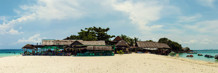 Akčný ostrov Koh Khai Nai, vzdialený od Koh Yao Yai iba 7 minút rýchlostným člnom